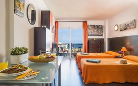 926 Fabulous View Of Lasamericas, Seafront Studio!